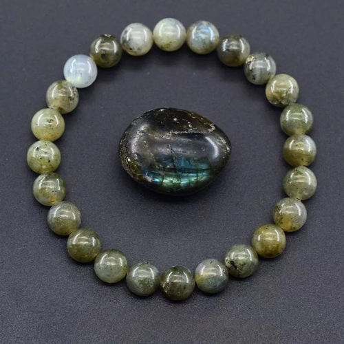 Kessara - Symboliserar Kärlek, ömhet, Lojalitet och Visdom